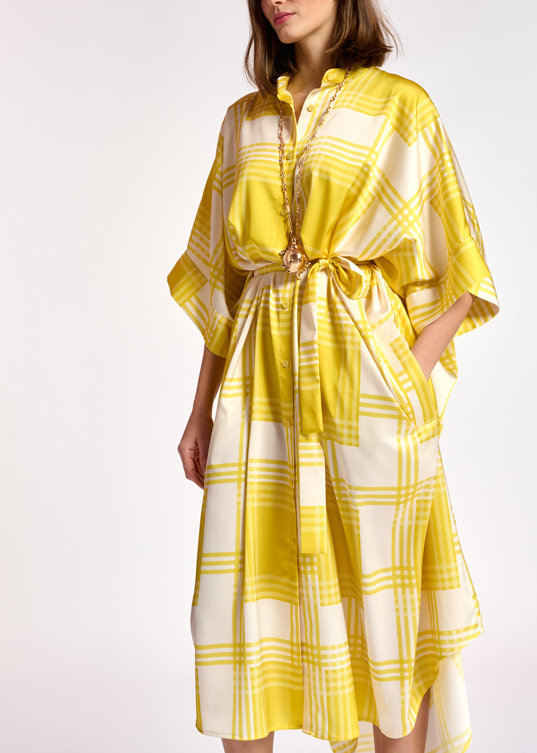 Robe chemise à  carreaux blanc cassé et jaunes RE—SSENTIEL | Essentiel second hand