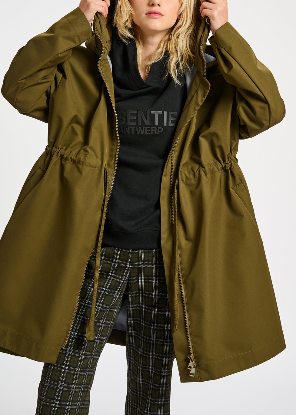 Khaki oversized hooded raincoat RE—SSENTIEL | Essentiel second hand
