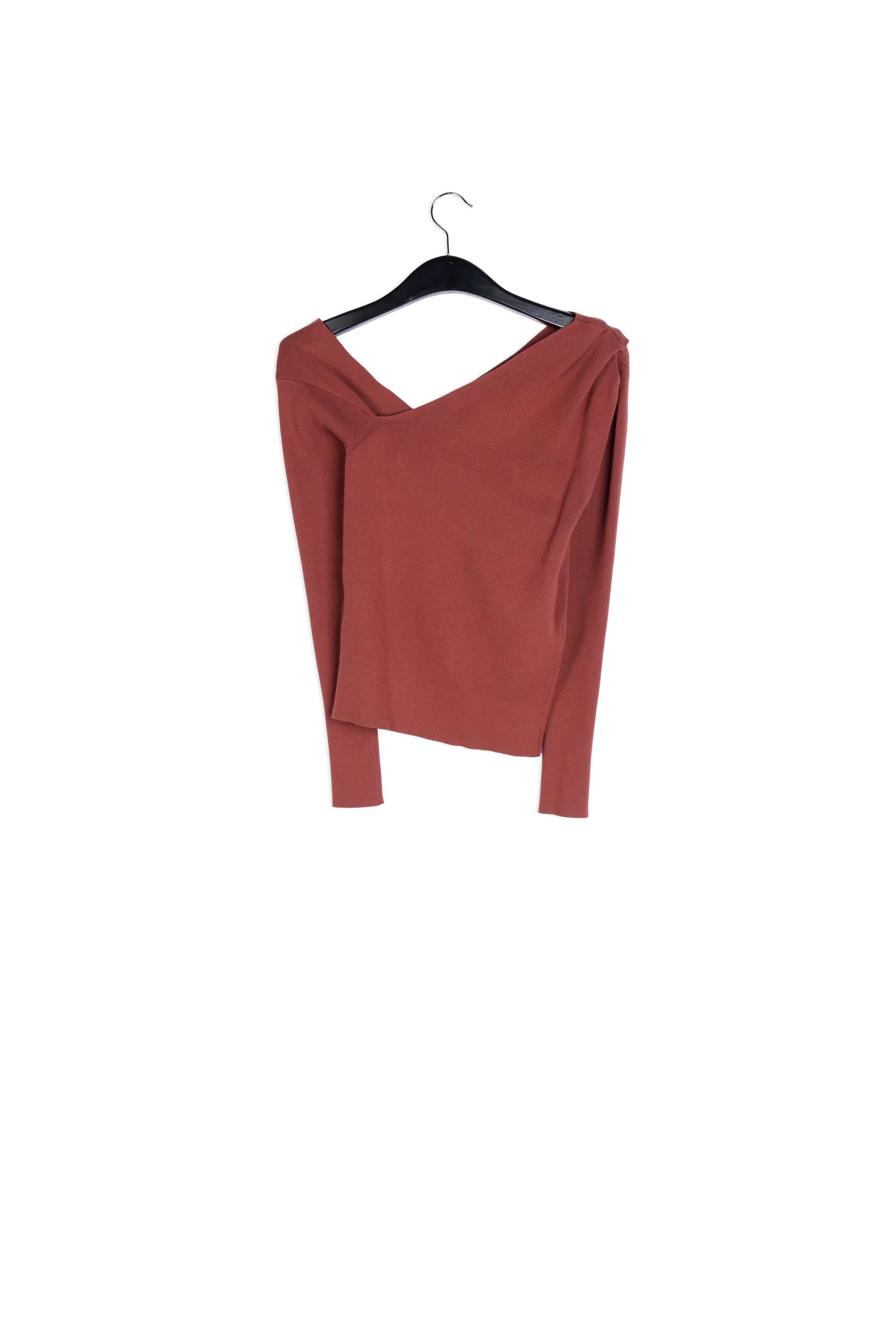 Bruine ribgebreide trui met asymmetrische hals RE—SSENTIEL | Essentiel second hand