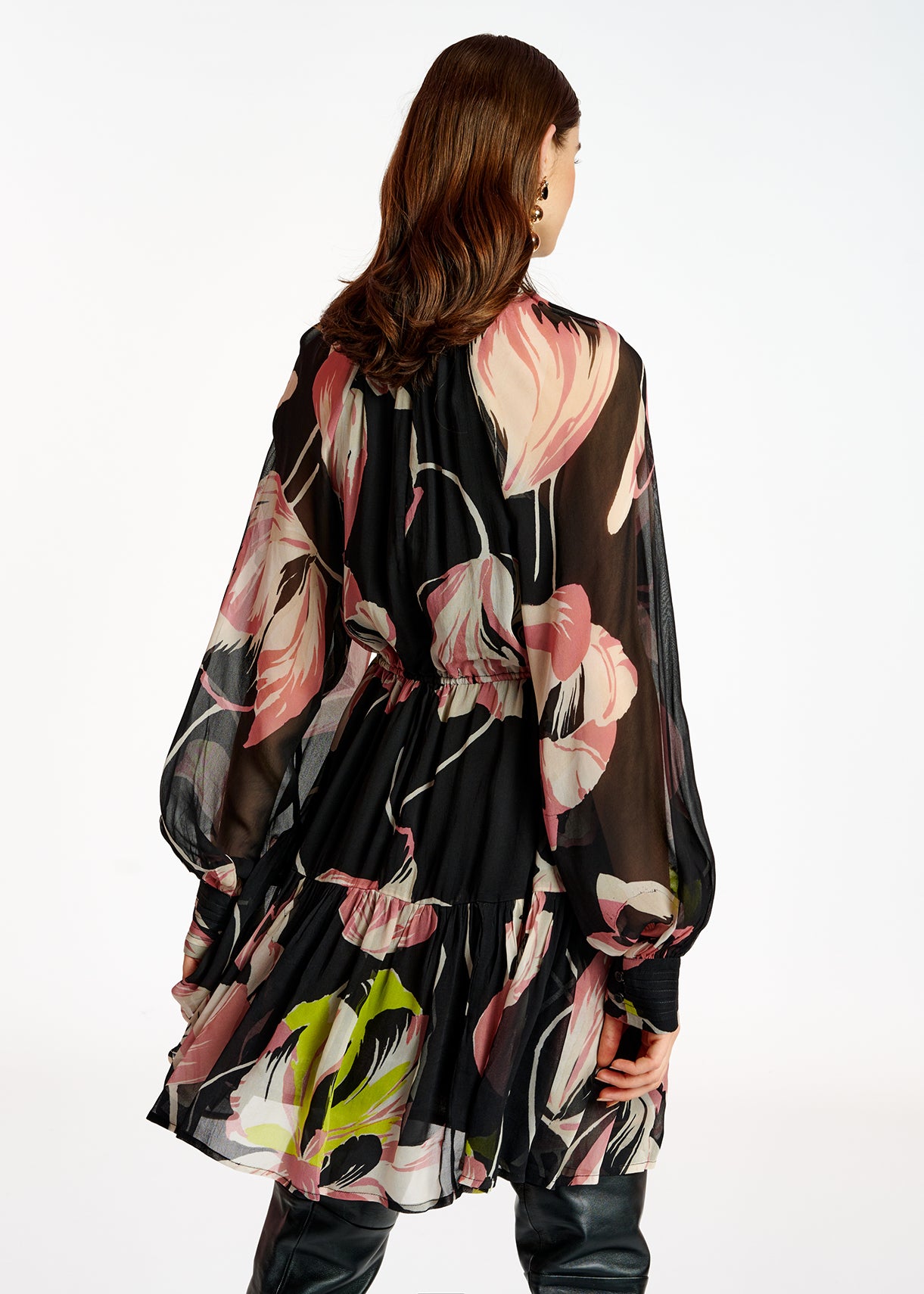 Zwarte mini-jurk met bloemenprint RE—SSENTIEL | Essentiel second hand