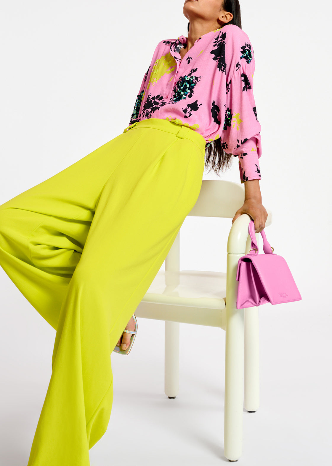 Hemd met roze, zwarte en gele bloemenprint RE—SSENTIEL | Essentiel second hand