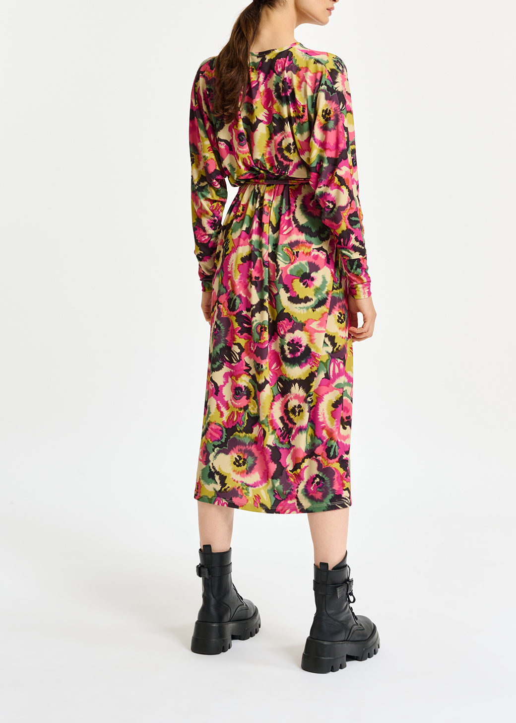 Kleurrijke midi-jurk met bloemenprint RE—SSENTIEL | Essentiel second hand