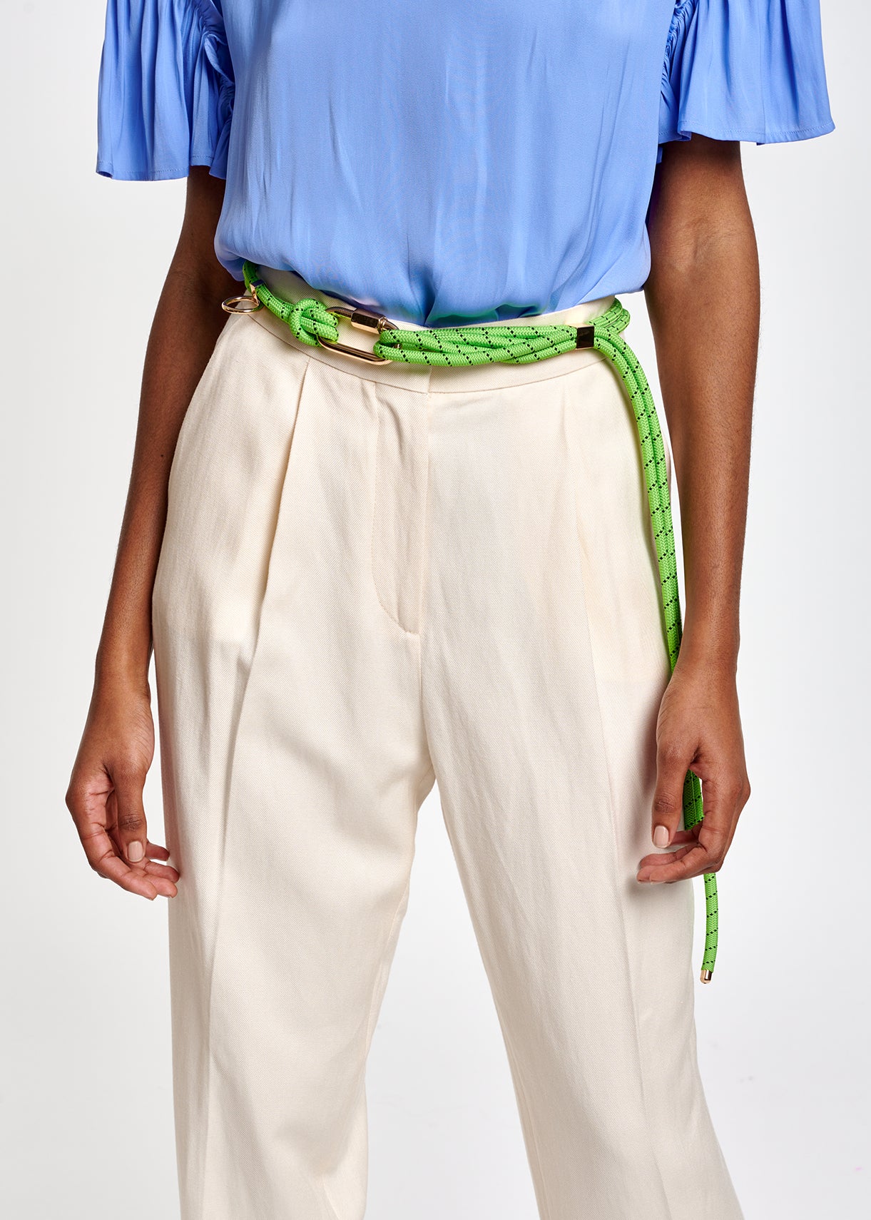 Off-white tailored mid-rise pants RE—SSENTIEL | Essentiel second hand