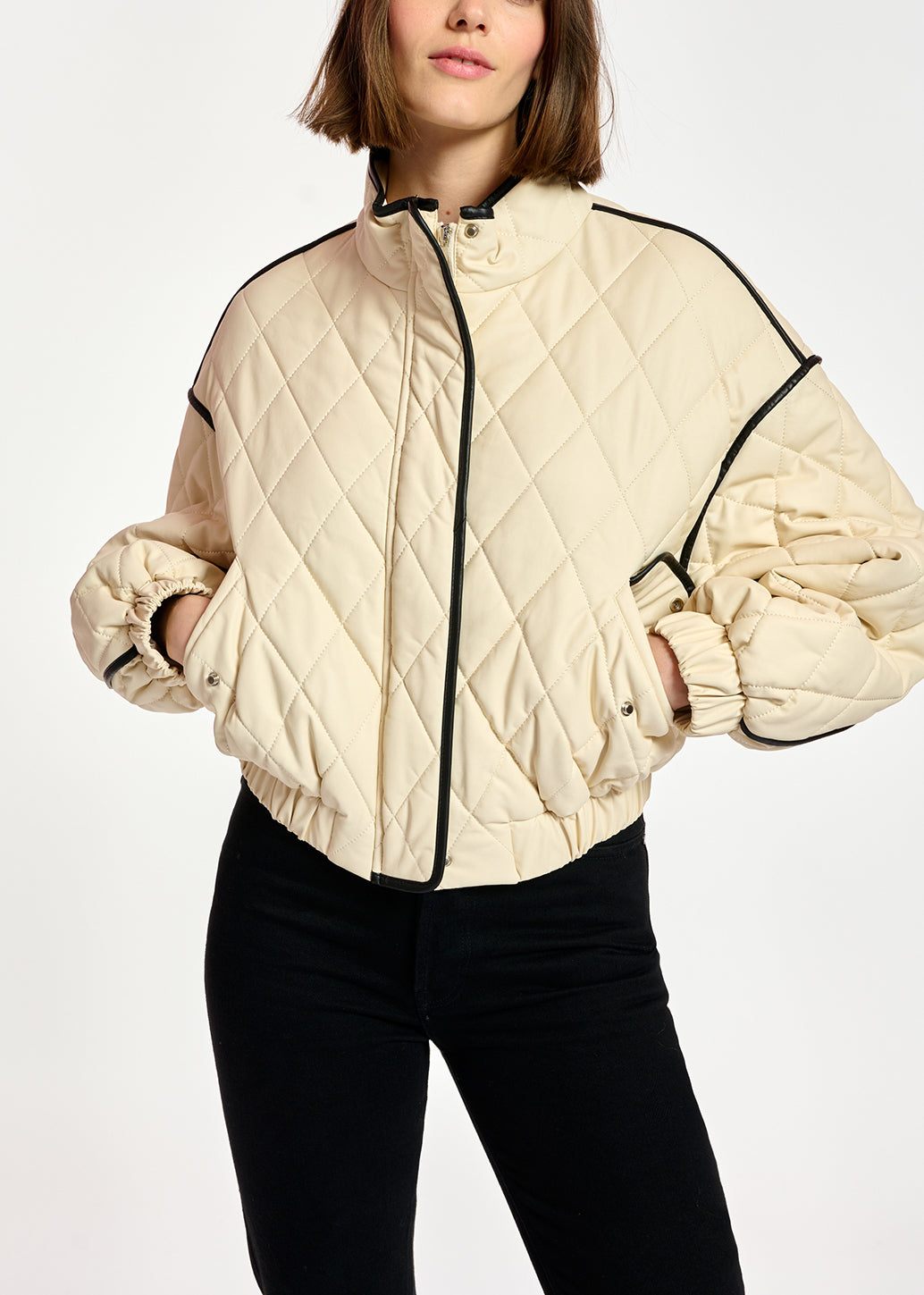 Blouson aviateur raccourci blanc cassé RE—SSENTIEL | Essentiel second hand
