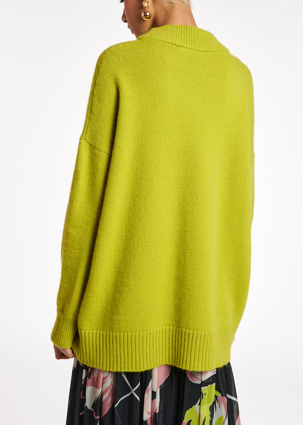 Long loose-fit lime green sweater RE—SSENTIEL | Essentiel second hand