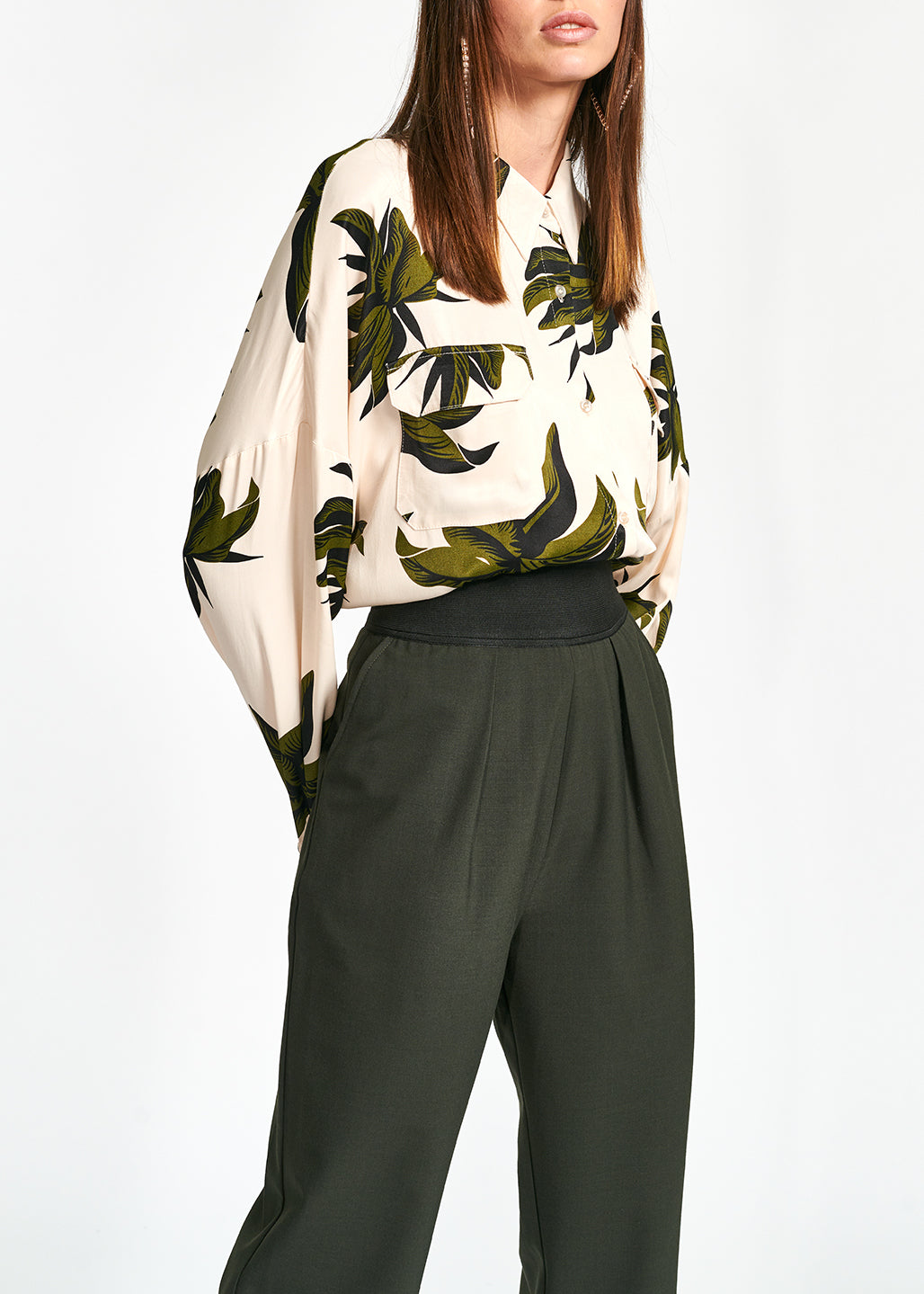 Within pantalons RE—SSENTIEL | Essentiel second hand