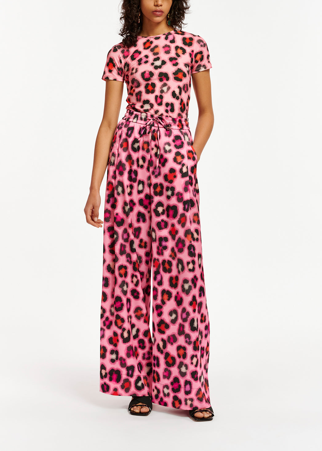 Pink wide-leg pants with multicolor leopard print RE—SSENTIEL | Essentiel second hand