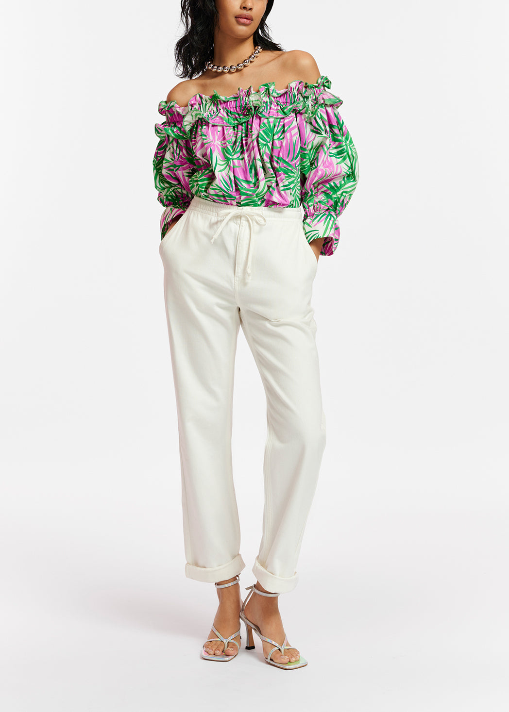 Top met blote schouders en witte, paarse en groene palmprint RE—SSENTIEL | Essentiel second hand
