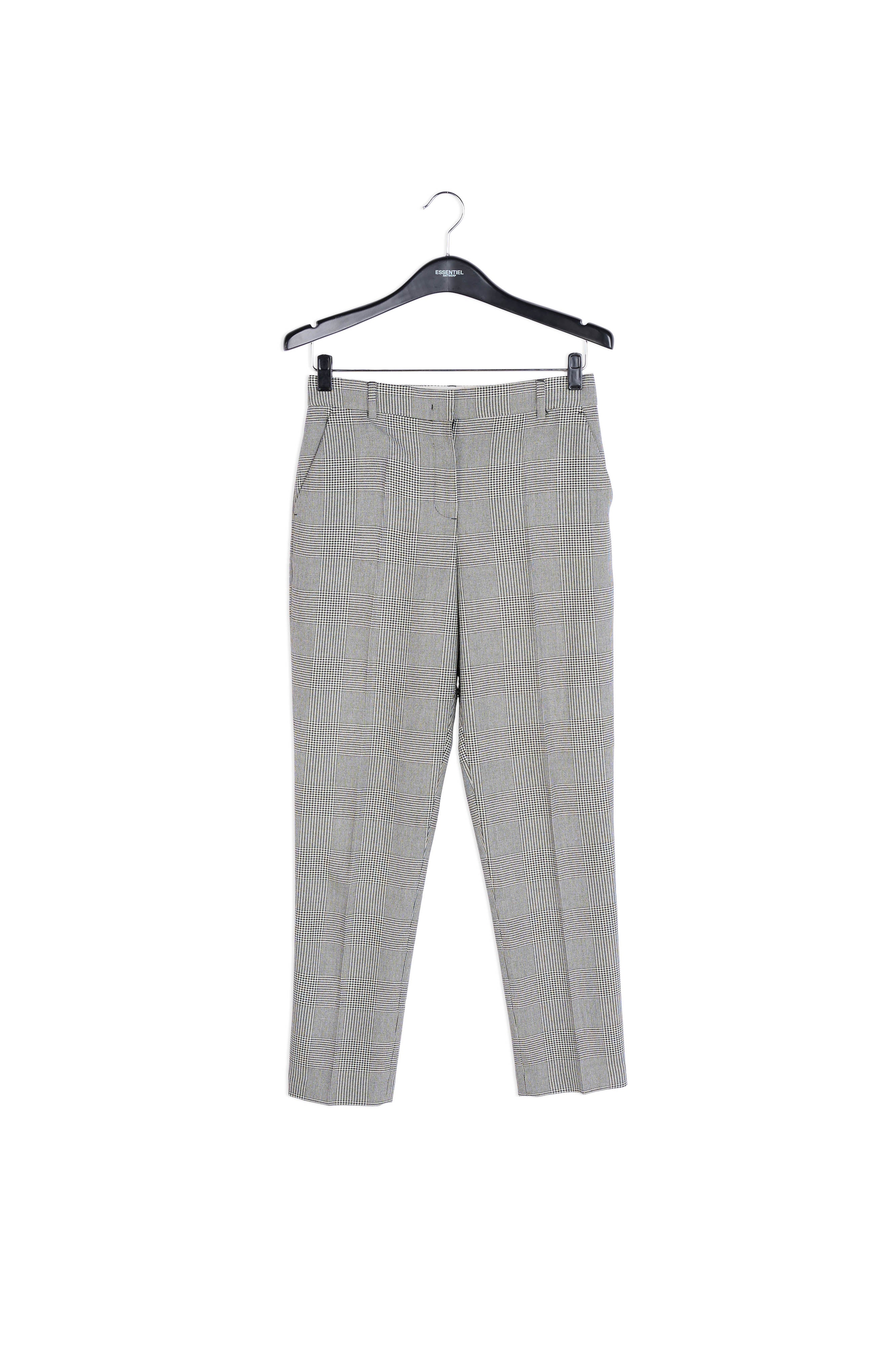 Klassieke zwarte en witte ruitjesbroek RE—SSENTIEL | Essentiel second hand