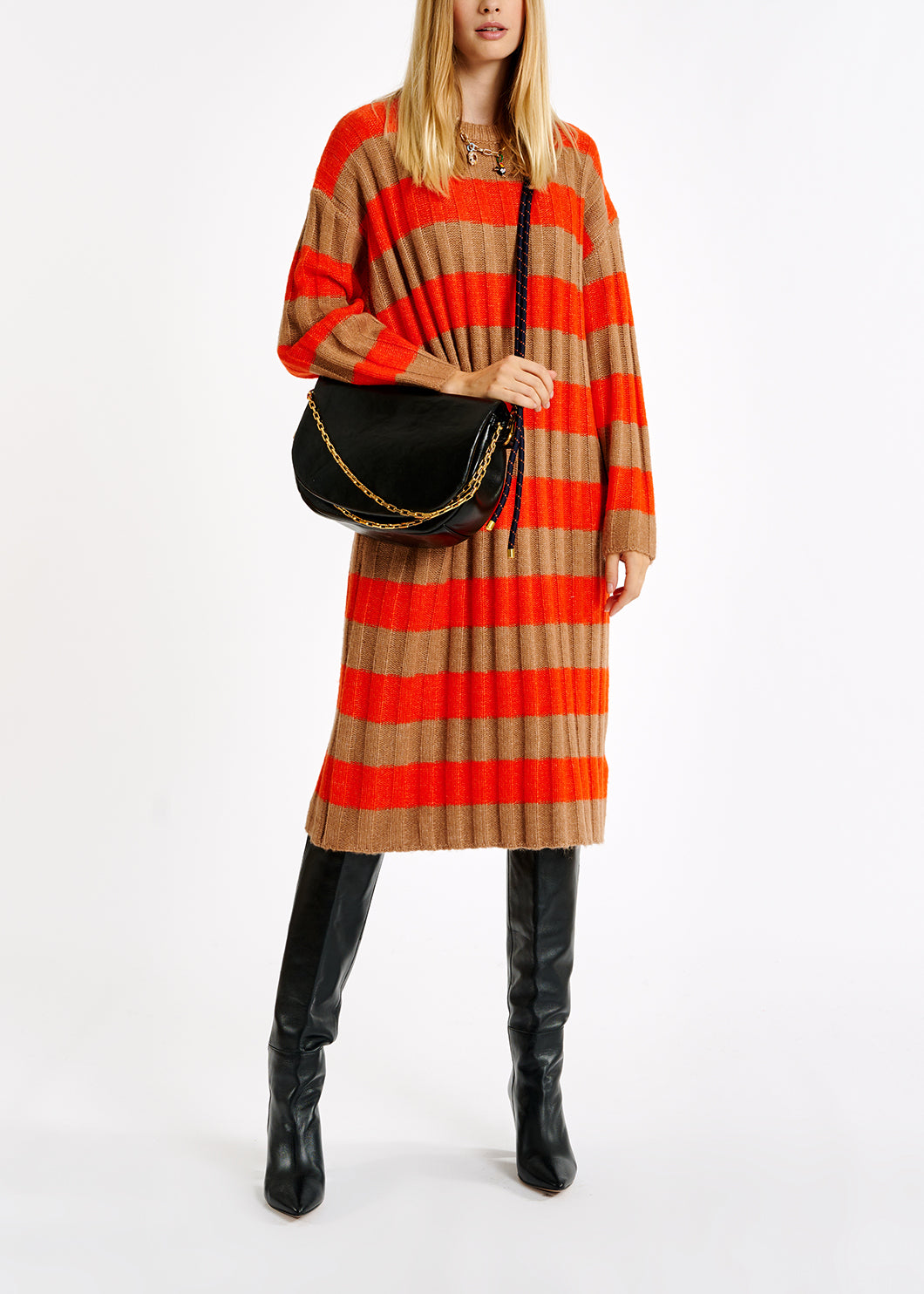 Astripes robe RE—SSENTIEL | Essentiel second hand