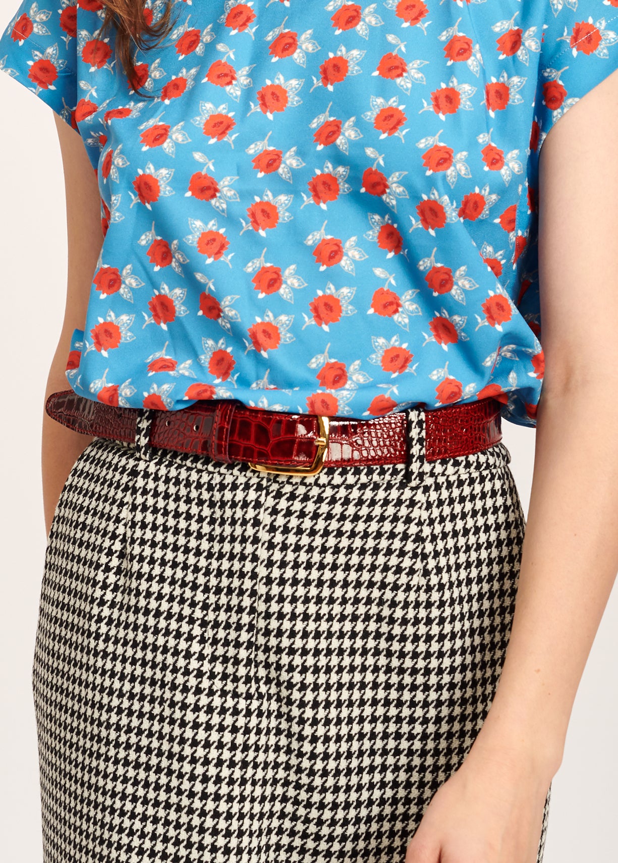 Burgundy croc-effect leather belt RE—SSENTIEL | Essentiel second hand