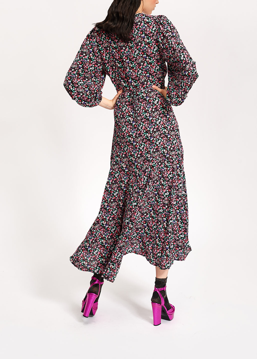 Robe maxi cache-cœur noire à imprimé floral RE—SSENTIEL | Essentiel second hand