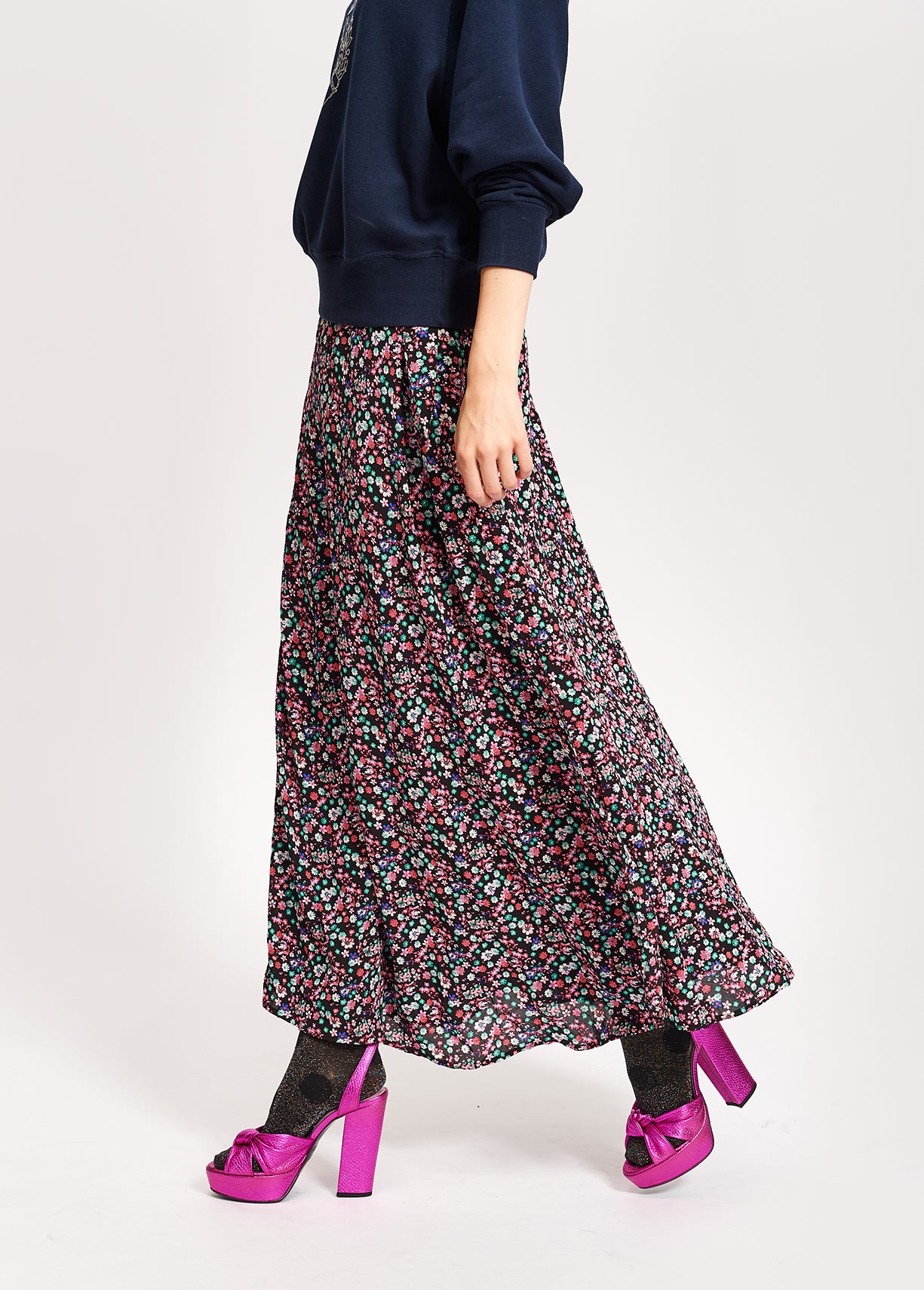 Jupe maxi noire cache-cœur à imprimé floral RE—SSENTIEL | Essentiel second hand