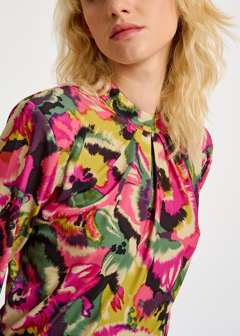 Top à col montant à imprimé fleuri RE—SSENTIEL | Essentiel second hand