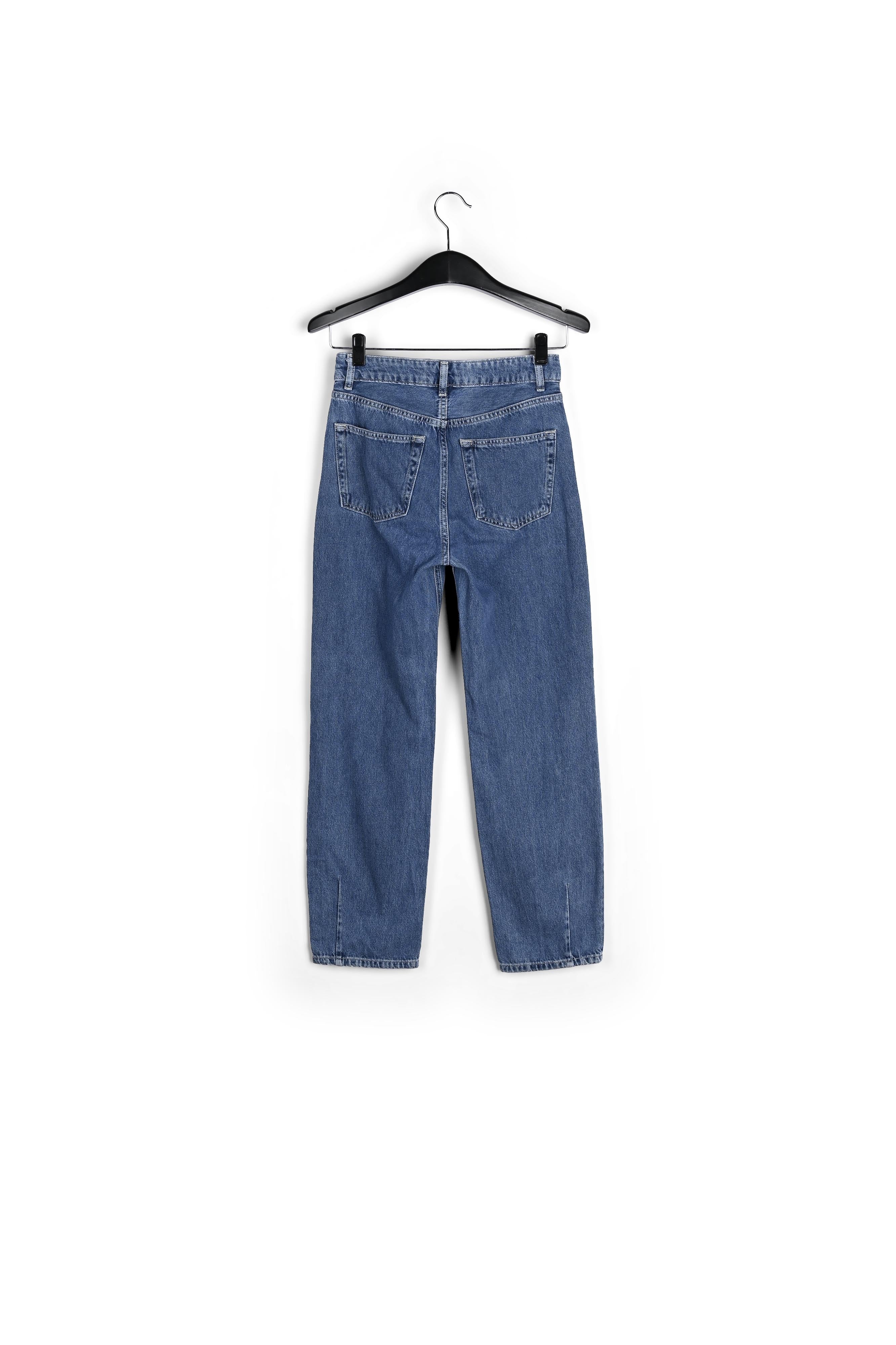 Jean bleu raccourci à taille haute RE—SSENTIEL | Essentiel second hand