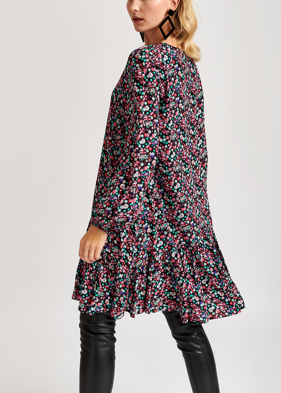 Mini robe noire à imprimé floral RE—SSENTIEL | Essentiel second hand