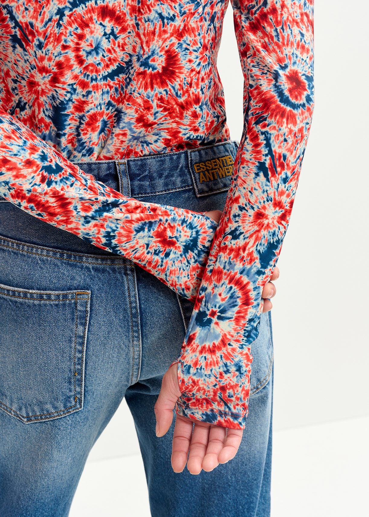 Red and blue tie-dye printed turtleneck top RE—SSENTIEL | Essentiel second hand