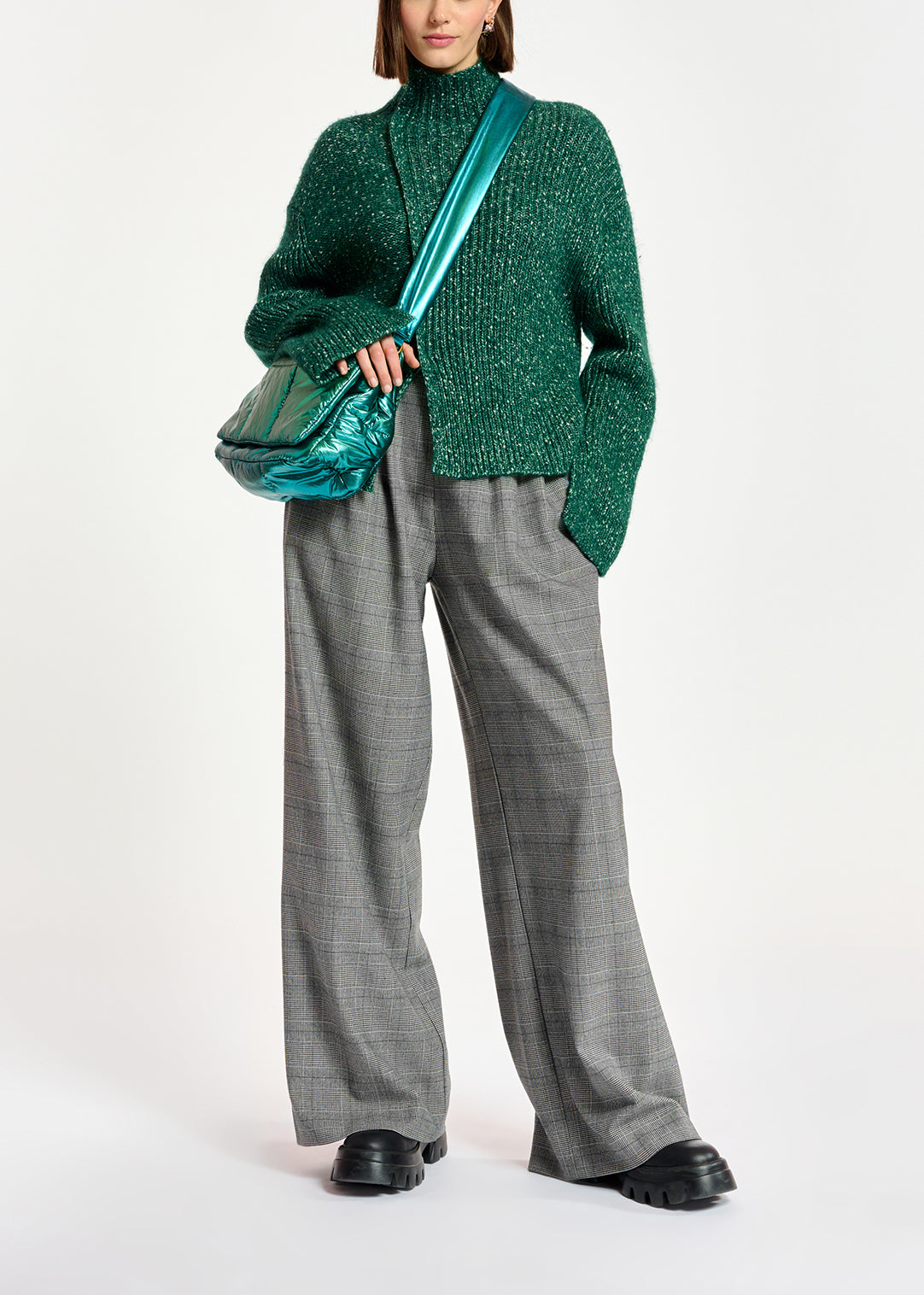 Pull à col roulé en tricot vert foncé mêlé RE—SSENTIEL | Essentiel second hand