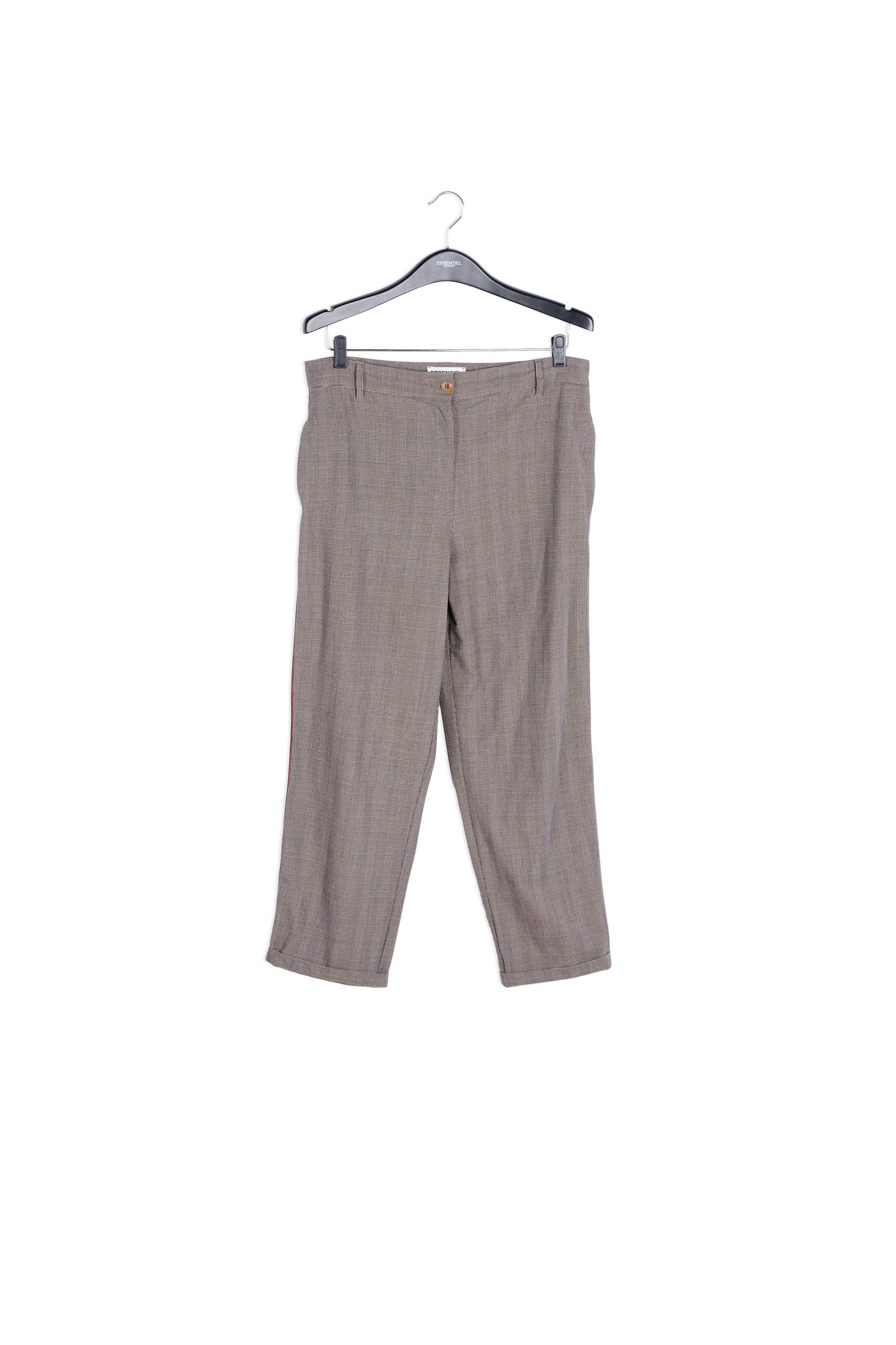 Fitted trousers RE—SSENTIEL | Essentiel second hand