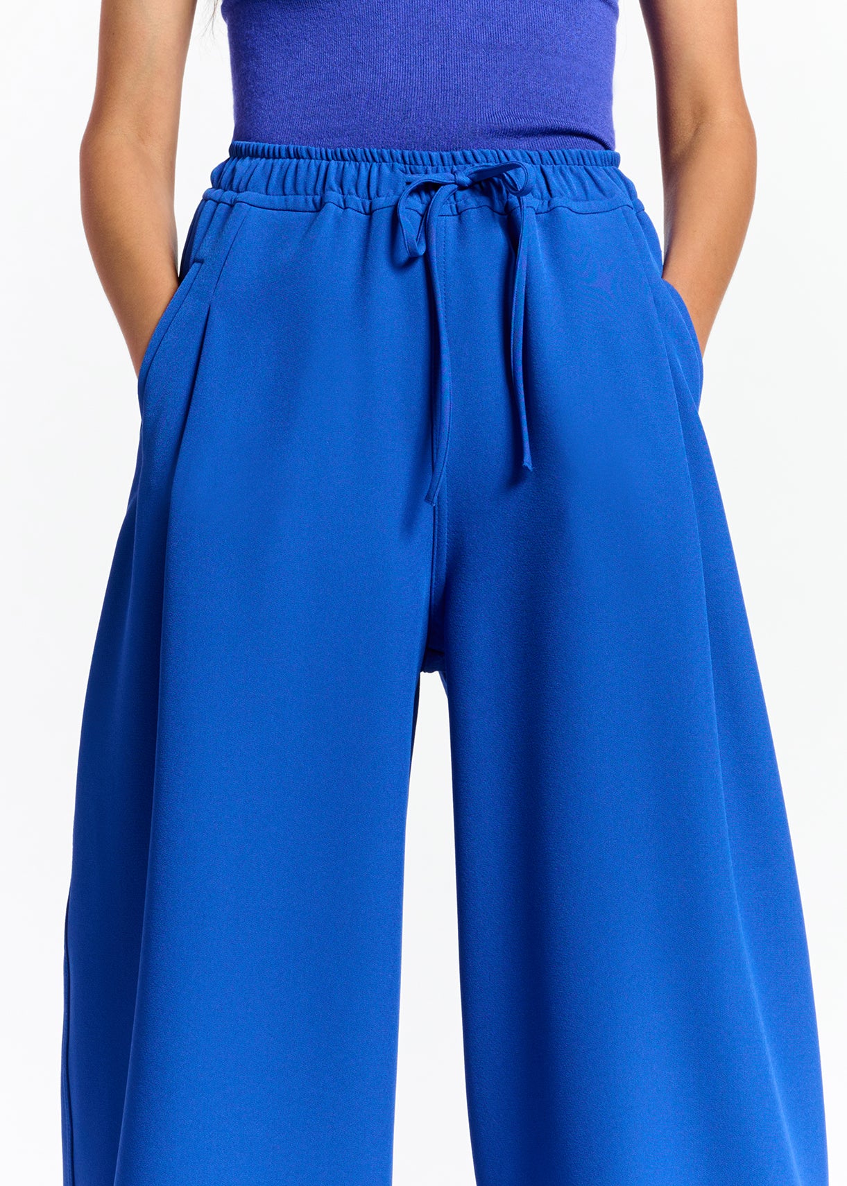 Blue wide-leg pants RE—SSENTIEL | Essentiel second hand