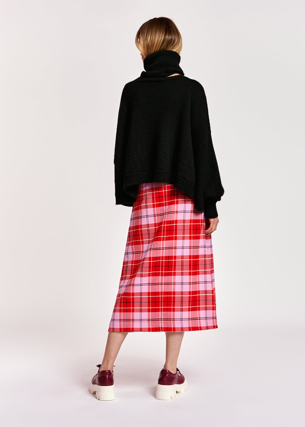 Jupe midi à carreaux rouge et rose RE—SSENTIEL | Essentiel second hand