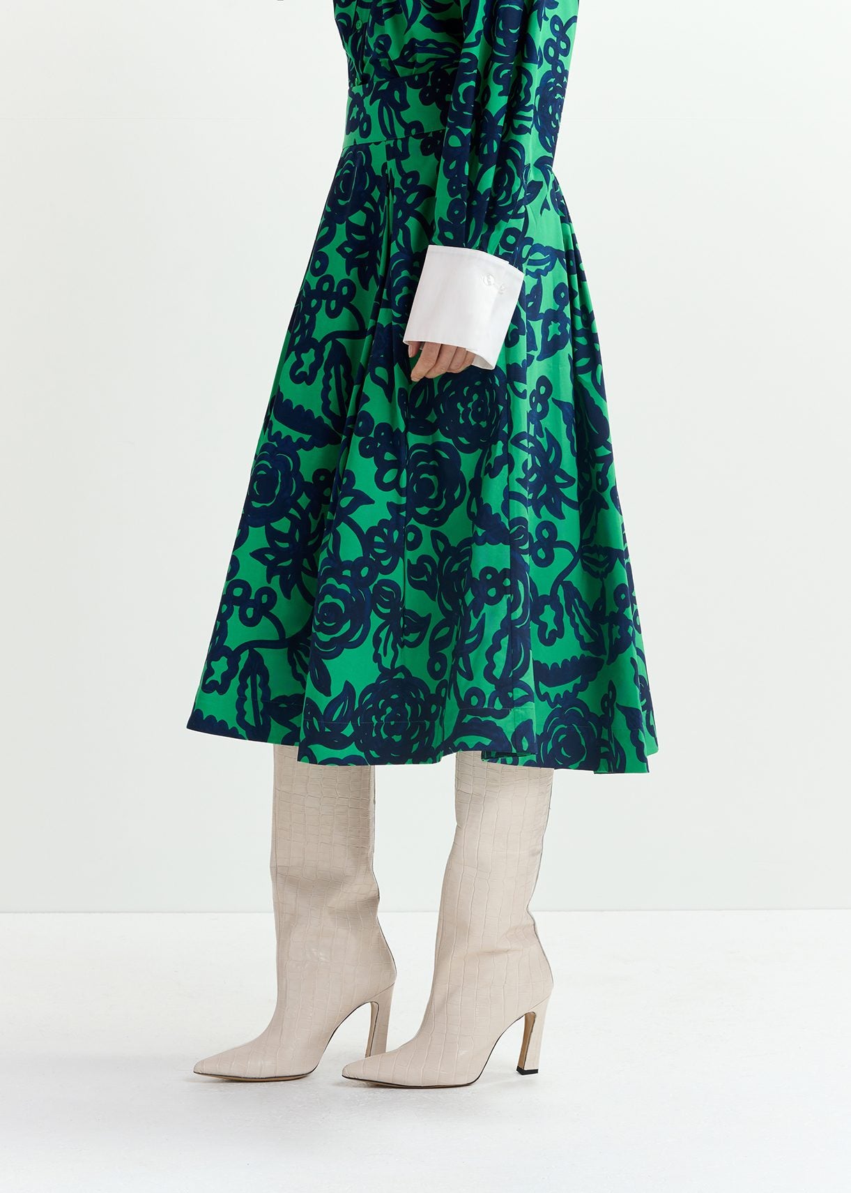 Groene en donkerblauwe midi-plissérok met bloemprint RE—SSENTIEL | Essentiel second hand