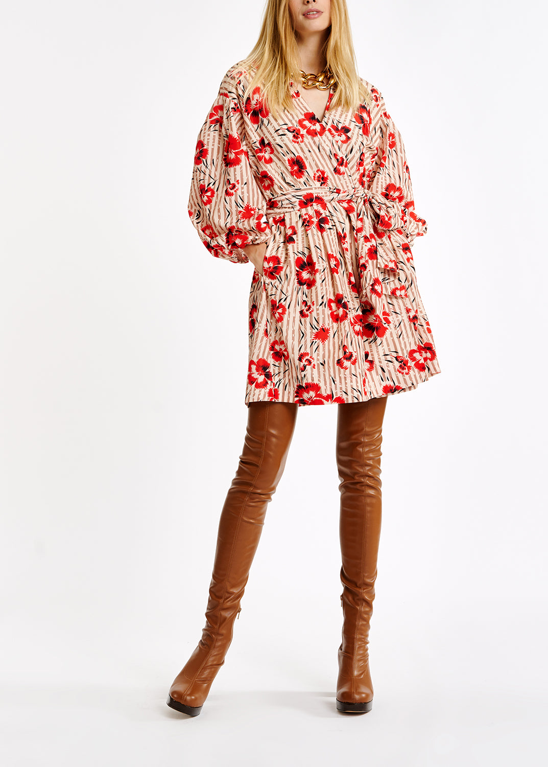 Red and brown floral print mini-length wrap dress RE—SSENTIEL | Essentiel second hand