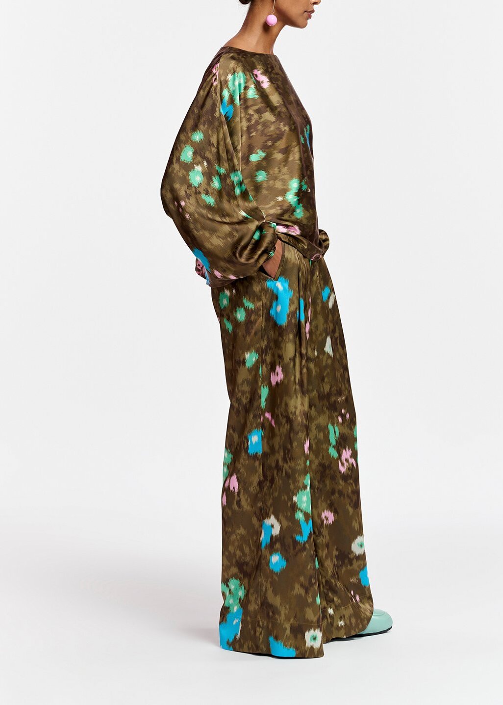 Khaki batwing-sleeve top with floral print RE—SSENTIEL | Essentiel second hand