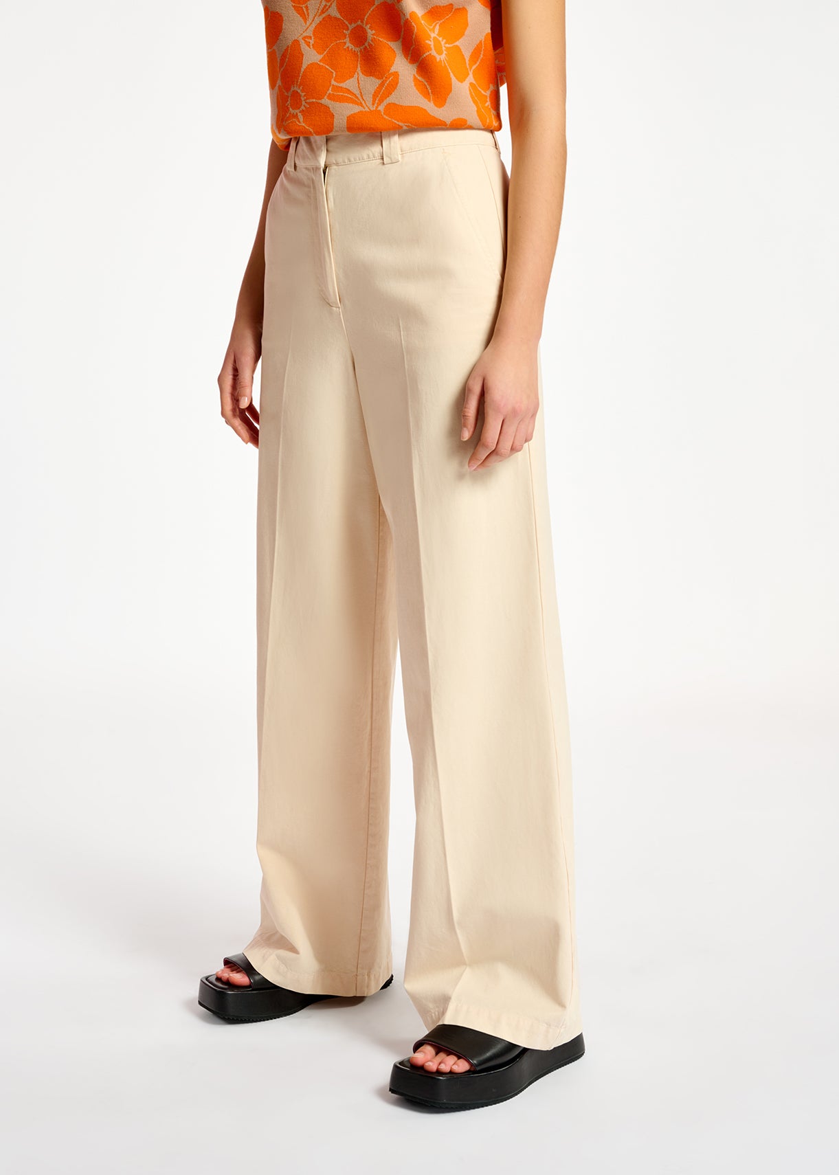 Ecru straight-leg pants RE—SSENTIEL | Essentiel second hand