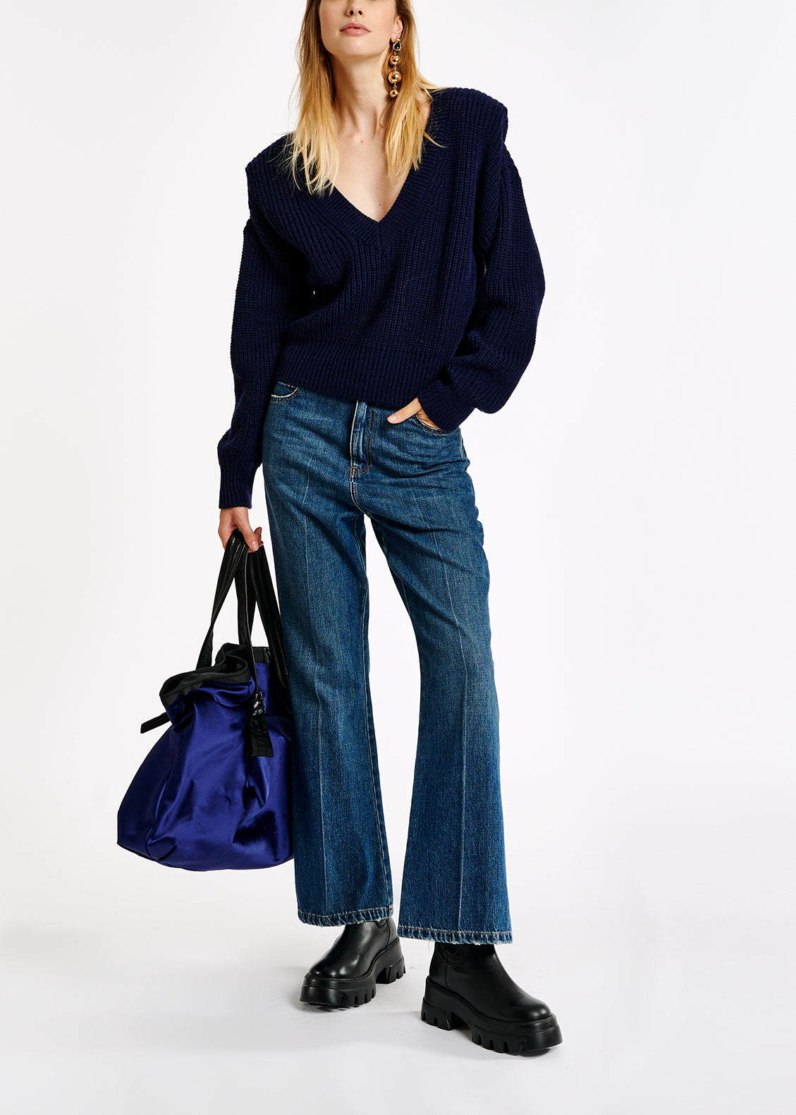 Dark blue sweater with padded shoulders RE—SSENTIEL | Essentiel second hand