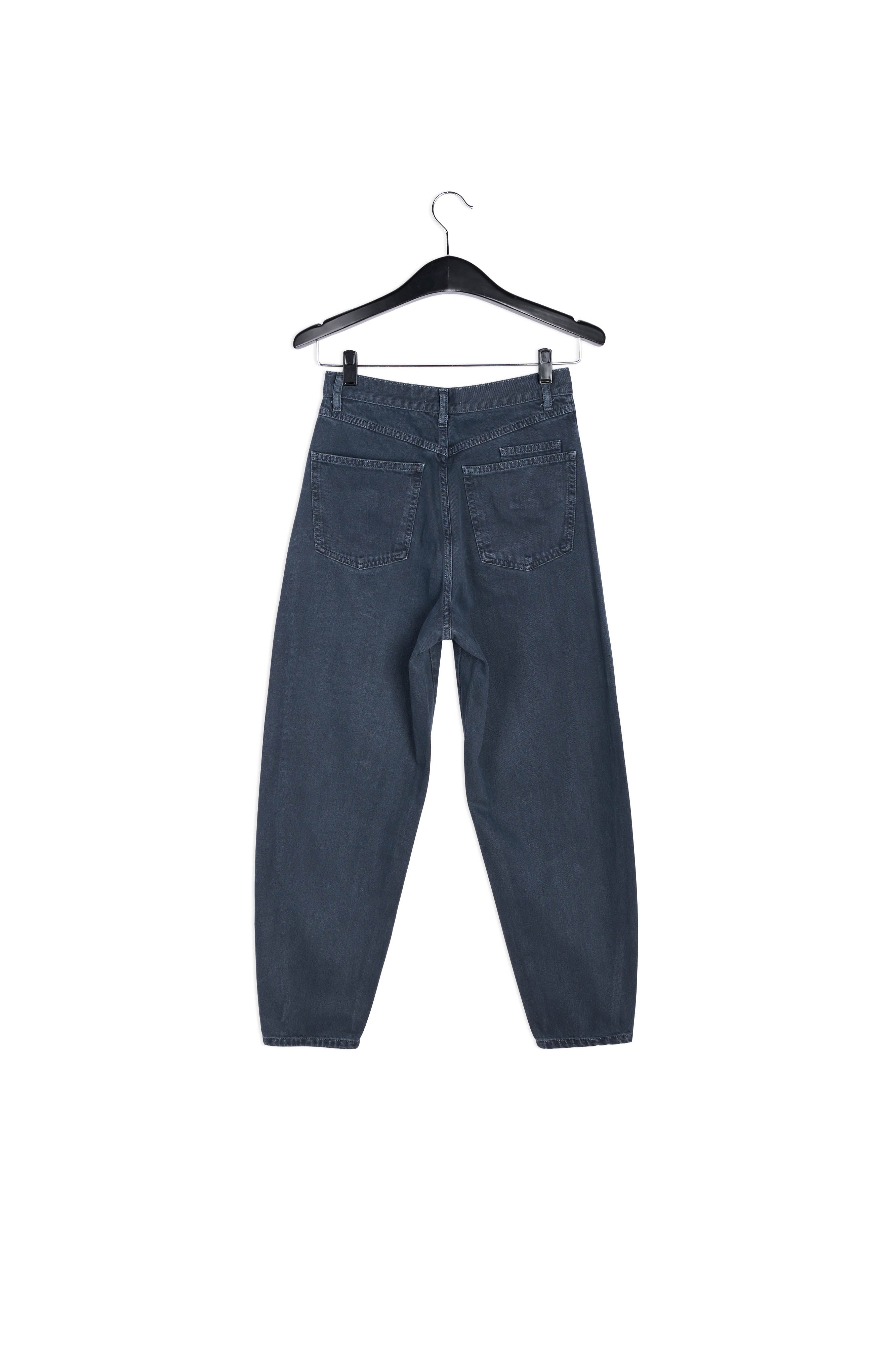 Jean noir à coupe ample et taille haute RE—SSENTIEL | Essentiel second hand