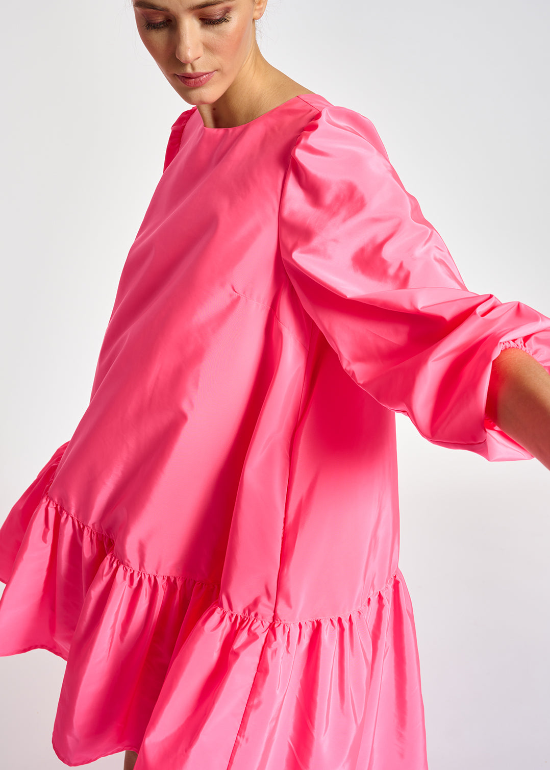 Neon pink oversized mini dress RE—SSENTIEL | Essentiel second hand