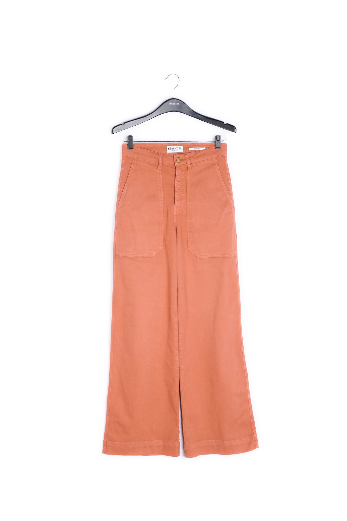 Screamo pantalons RE—SSENTIEL | Essentiel second hand