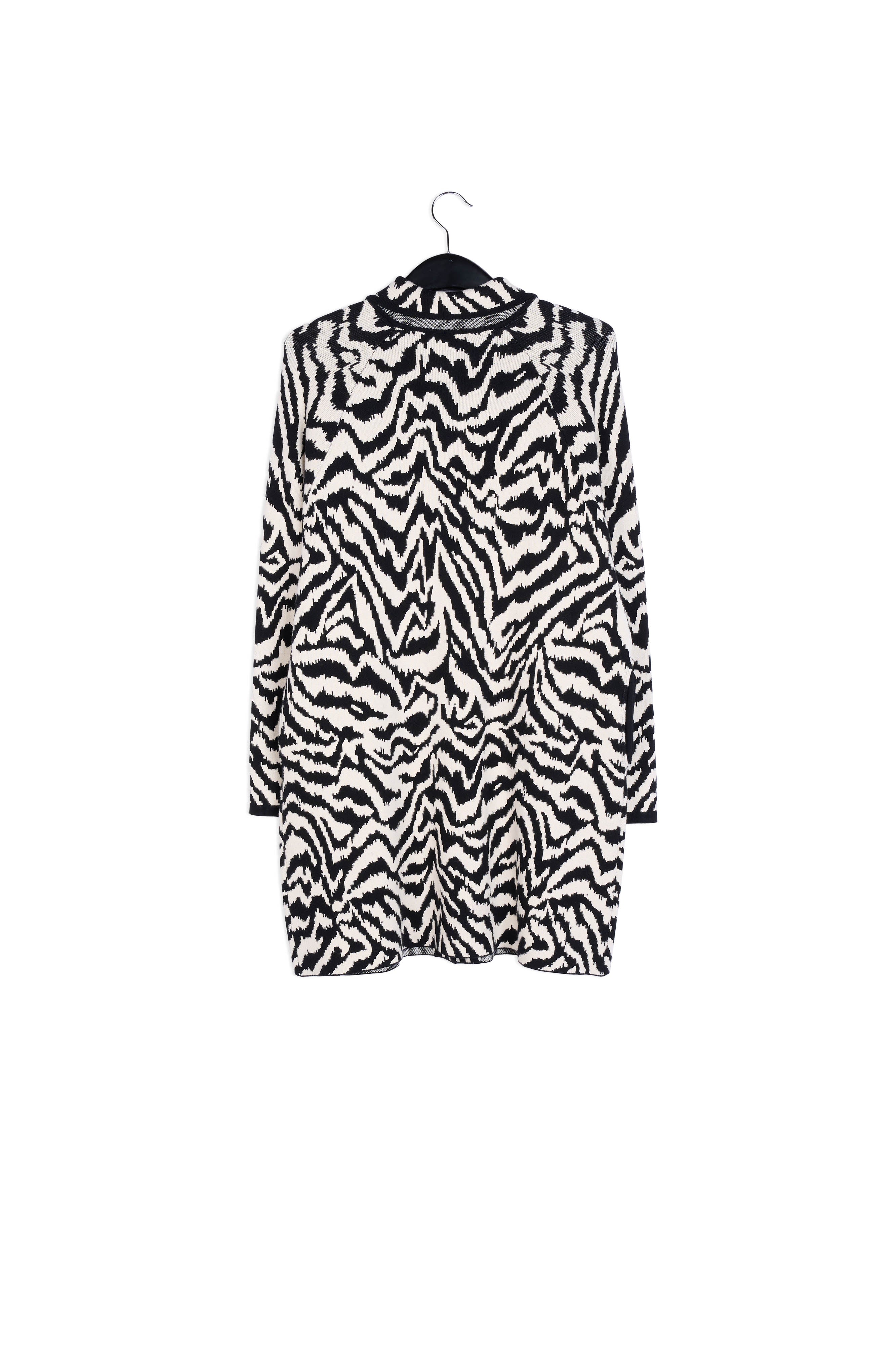 Lange zwart-witte jas met jacquard zebramotief RE—SSENTIEL | Essentiel second hand