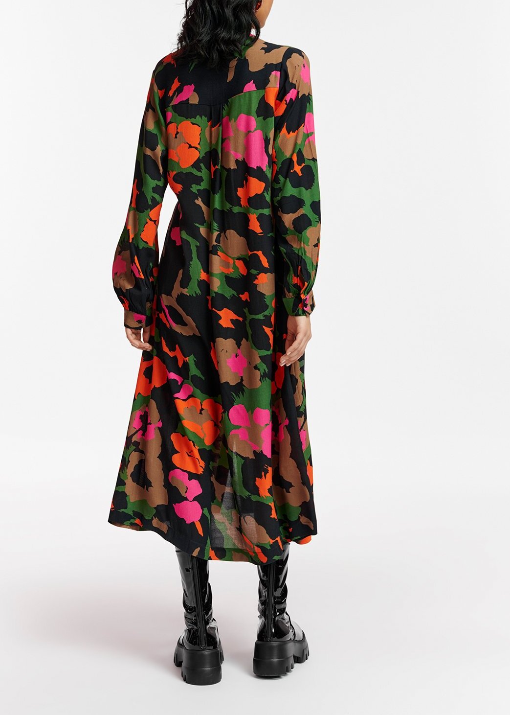 Robe chemise midi à  imprimé abstrait noir, brun et orange RE—SSENTIEL | Essentiel second hand