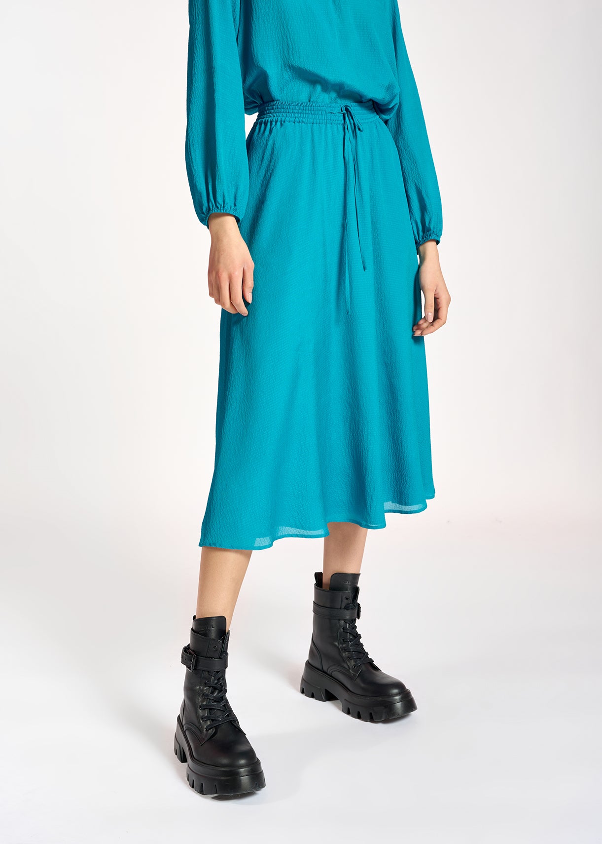 Blue midi skirt RE—SSENTIEL | Essentiel second hand