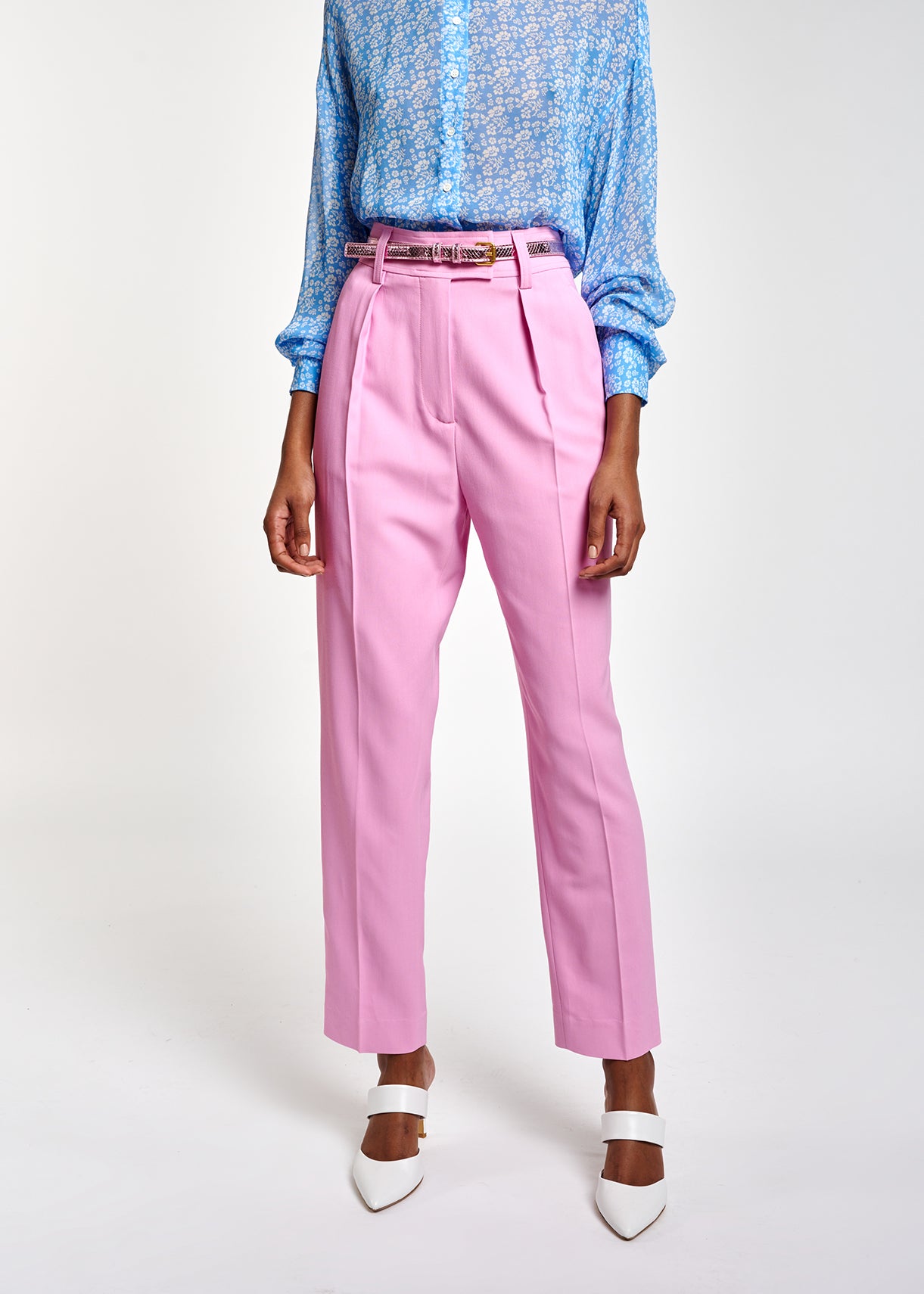 Pantalon fuselé rose à taille haute RE—SSENTIEL | Essentiel second hand