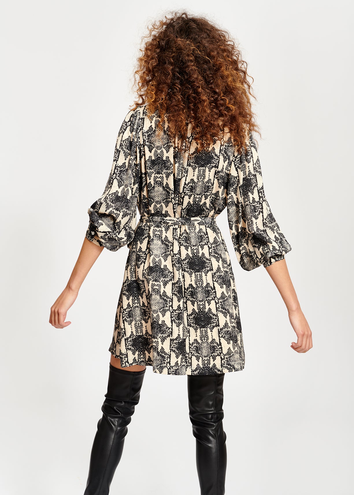 Mini robe à col roulé écrue à imprimé serpent RE—SSENTIEL | Essentiel second hand