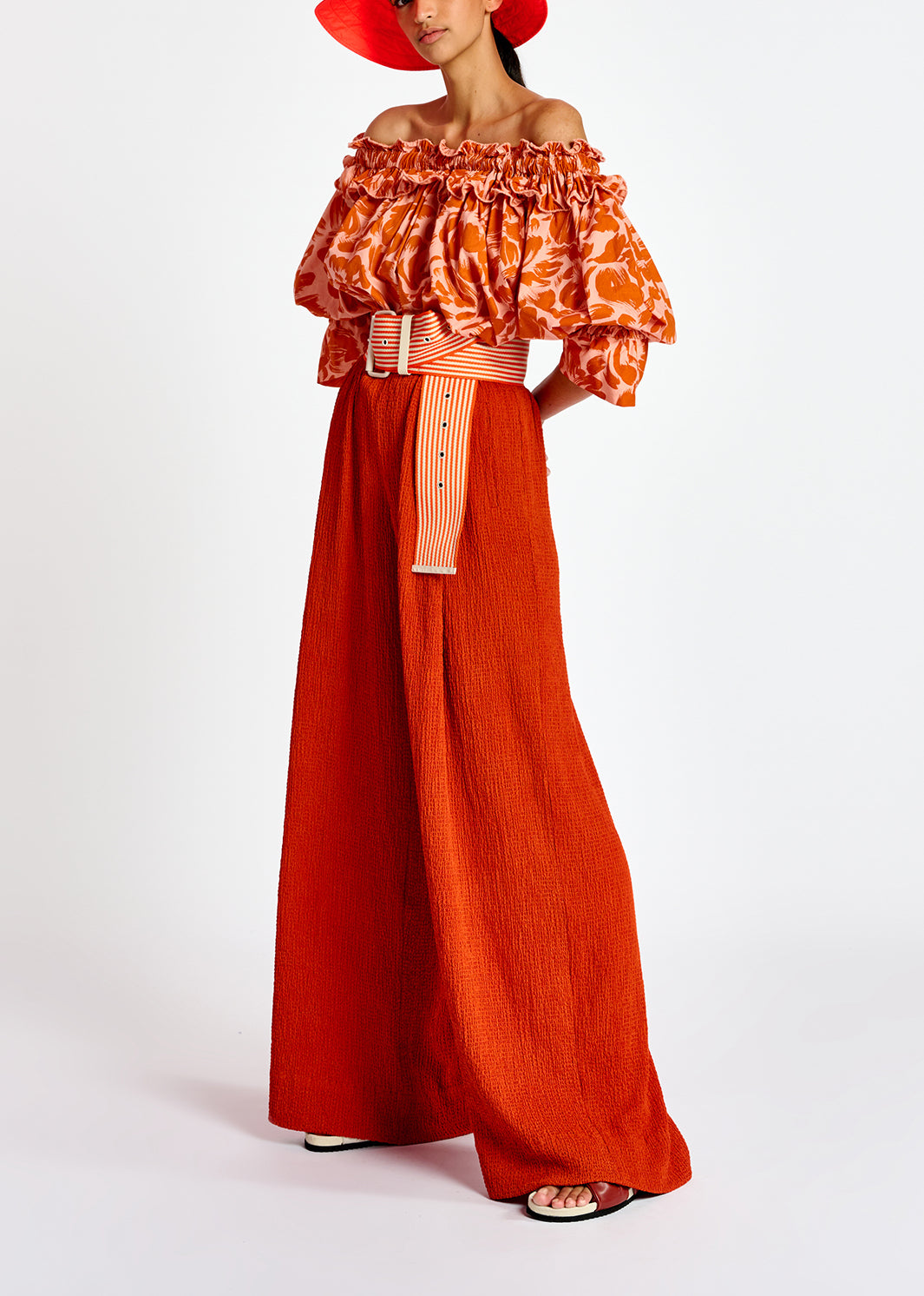 Pantalon large en cloqué orange RE—SSENTIEL | Essentiel second hand