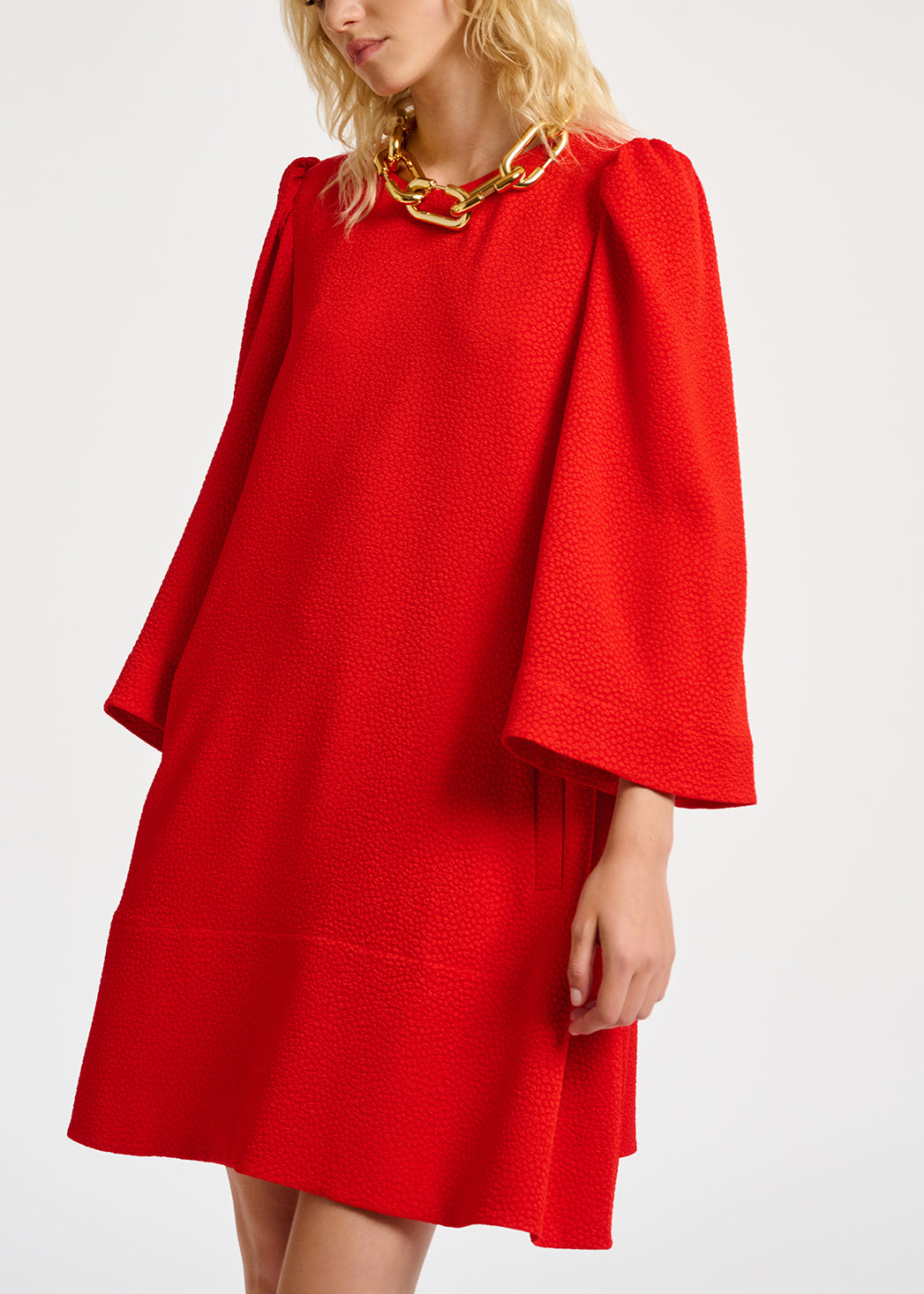 Red mini dress with trumpet sleeves RE—SSENTIEL | Essentiel second hand