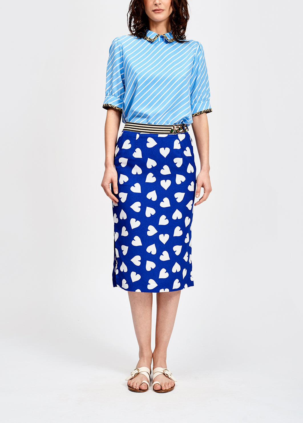 Blauwe rechte rok met witte hartenprint RE—SSENTIEL | Essentiel second hand