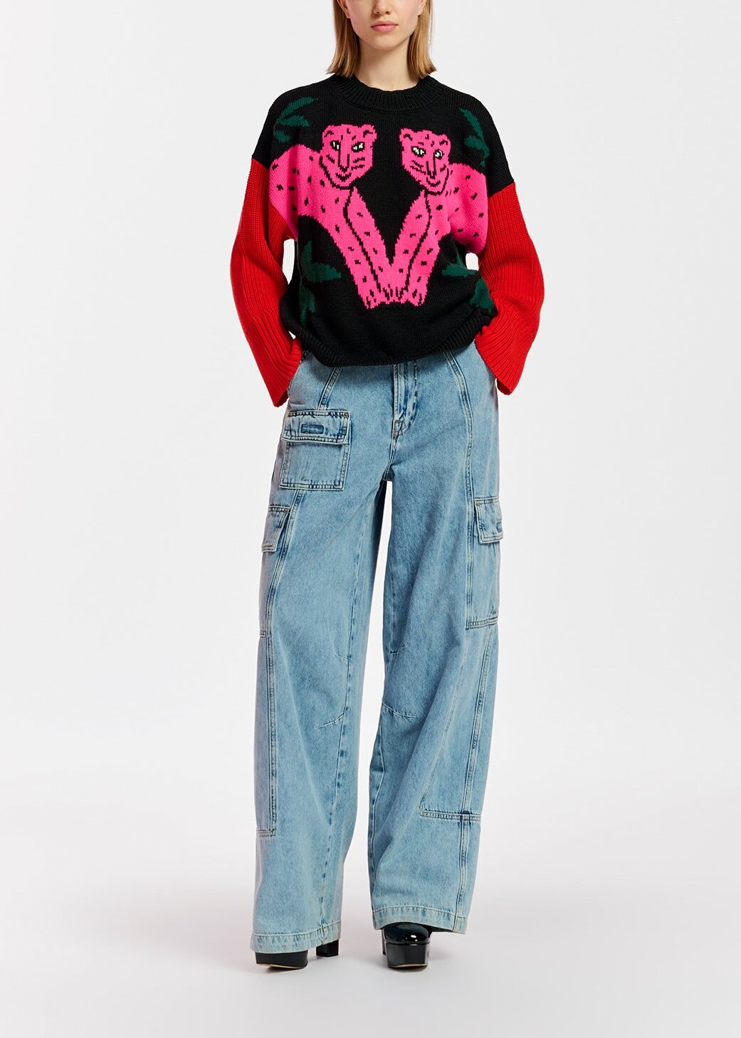 Pull en maille intarsia guépard noir, rose et rouge RE—SSENTIEL | Essentiel second hand