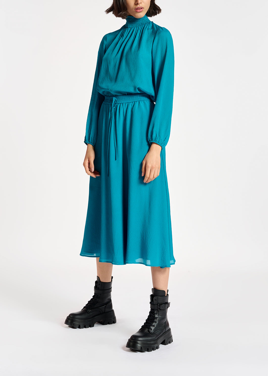 Top bleu à coupe ample RE—SSENTIEL | Essentiel second hand