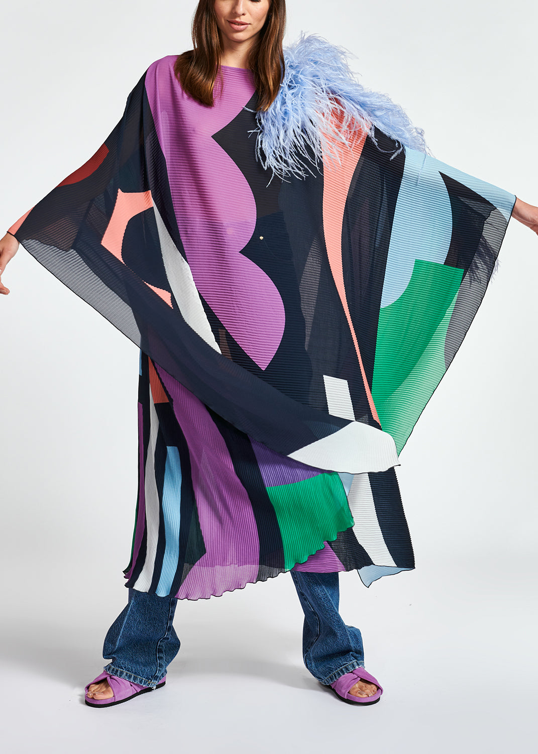 Dark blue graphic print plissé maxi-length kaftan dress RE—SSENTIEL | Essentiel second hand