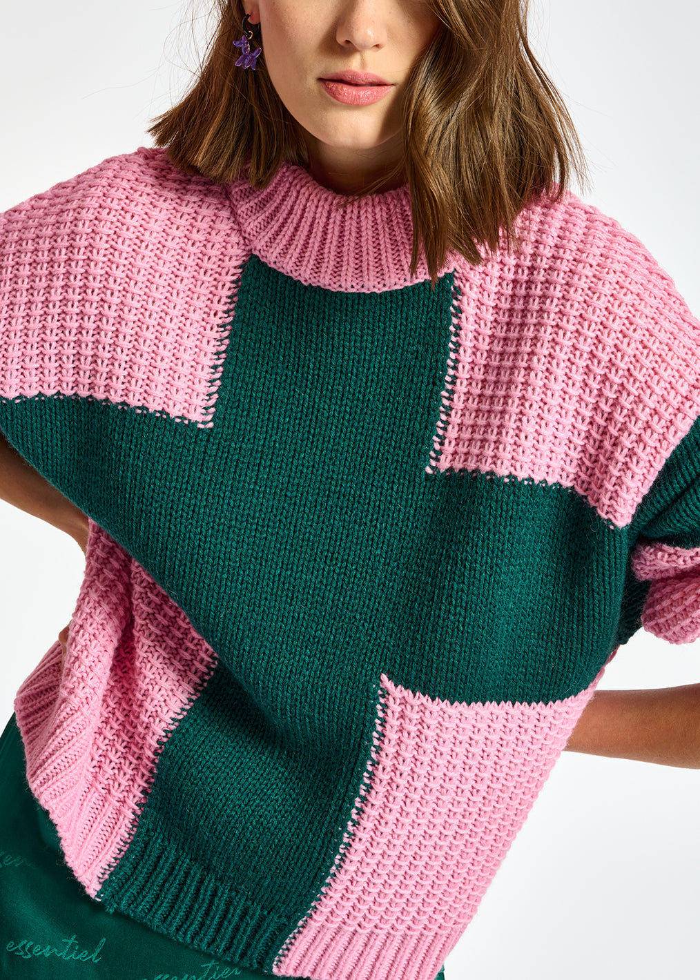 Ambosello pull avec croix RE—SSENTIEL | Essentiel second hand