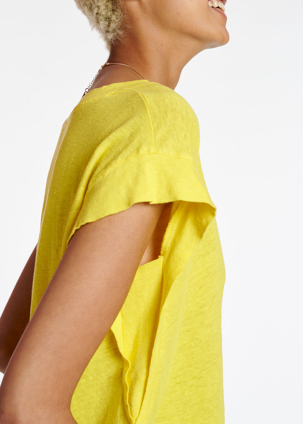 Yellow linen V-neck T-shirt RE—SSENTIEL | Essentiel second hand
