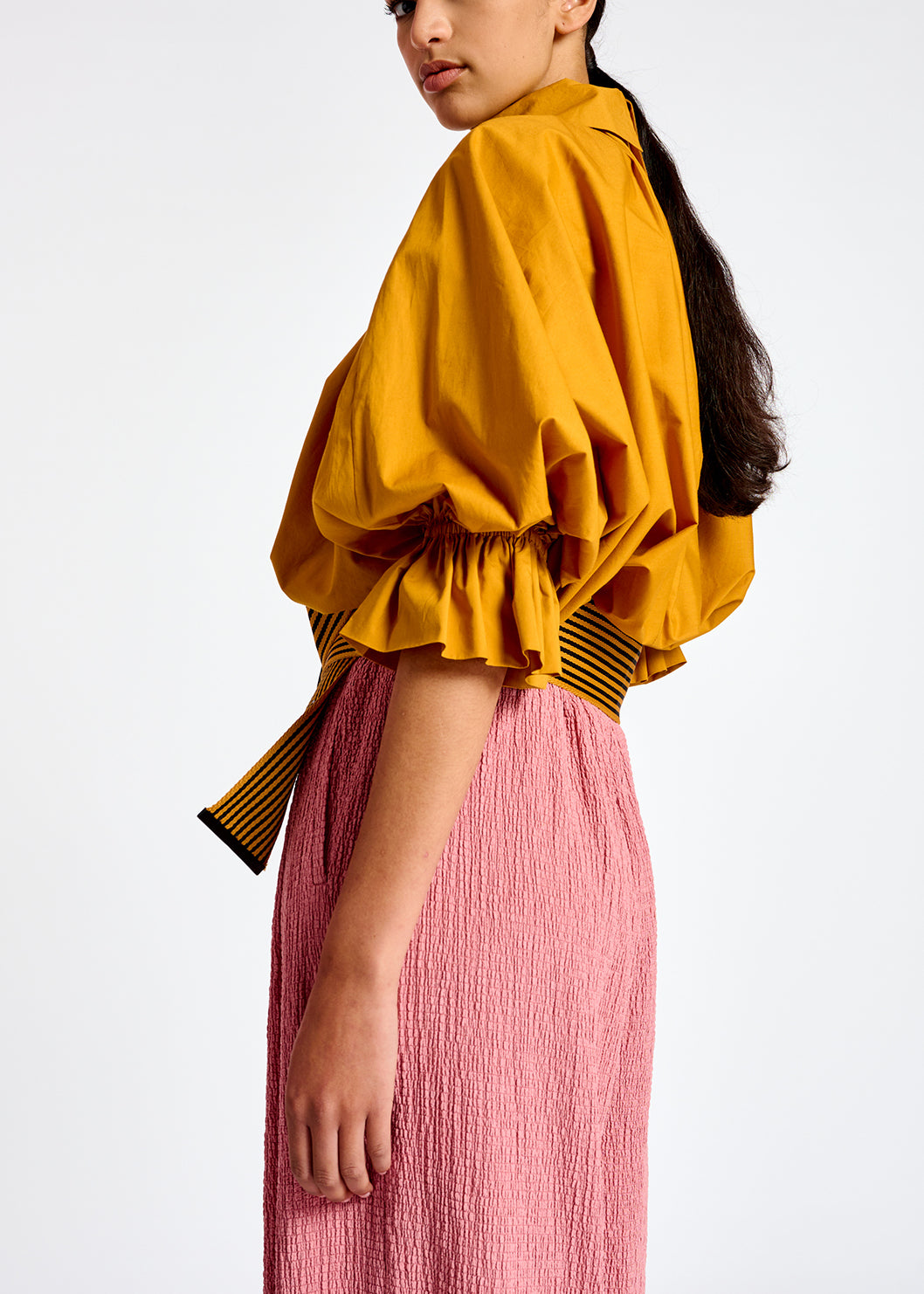 Ochre voluminous cotton top with high collar RE—SSENTIEL | Essentiel second hand