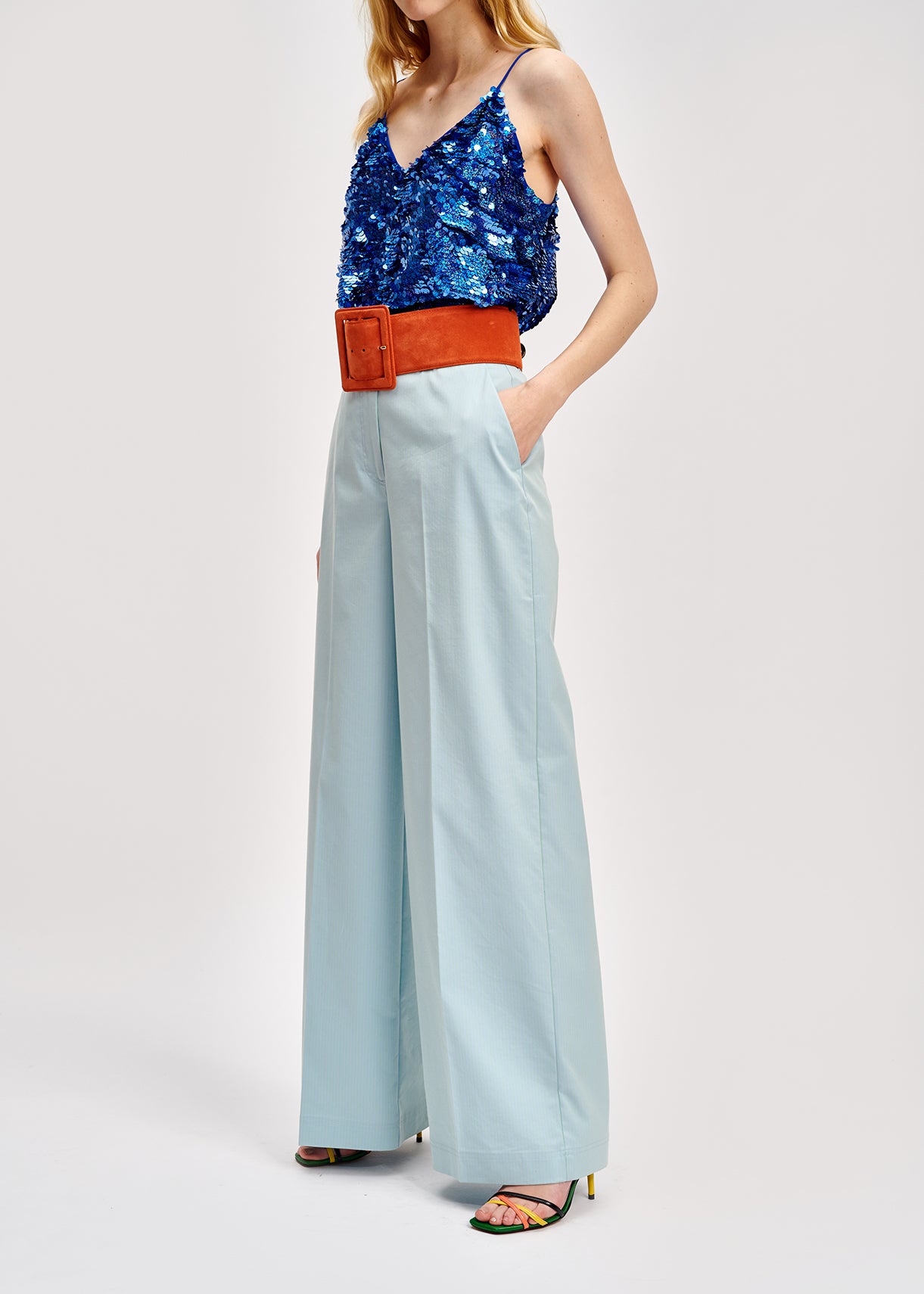 Pantalon tartan bleu clair aux jambes larges RE—SSENTIEL | Essentiel second hand