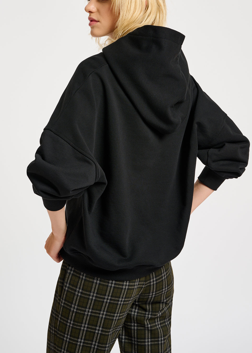 Pantalon kaki à carreaux RE—SSENTIEL | Essentiel second hand