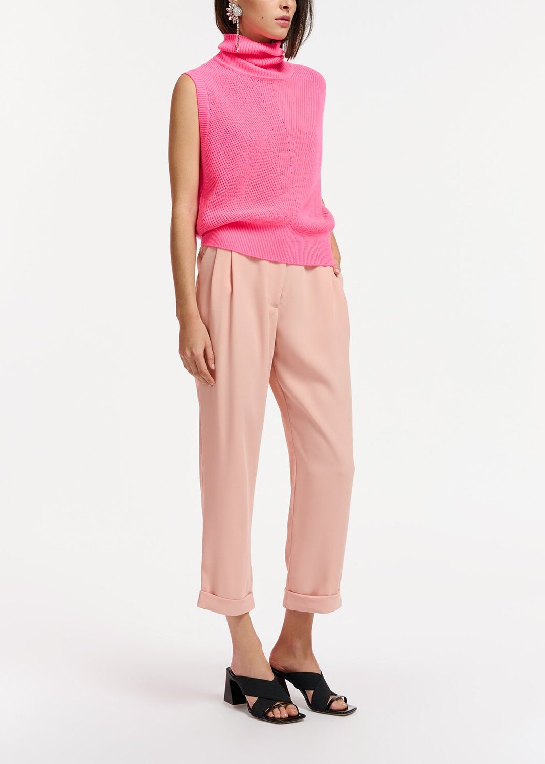 Vintage pink tapered-leg pants RE—SSENTIEL | Essentiel second hand